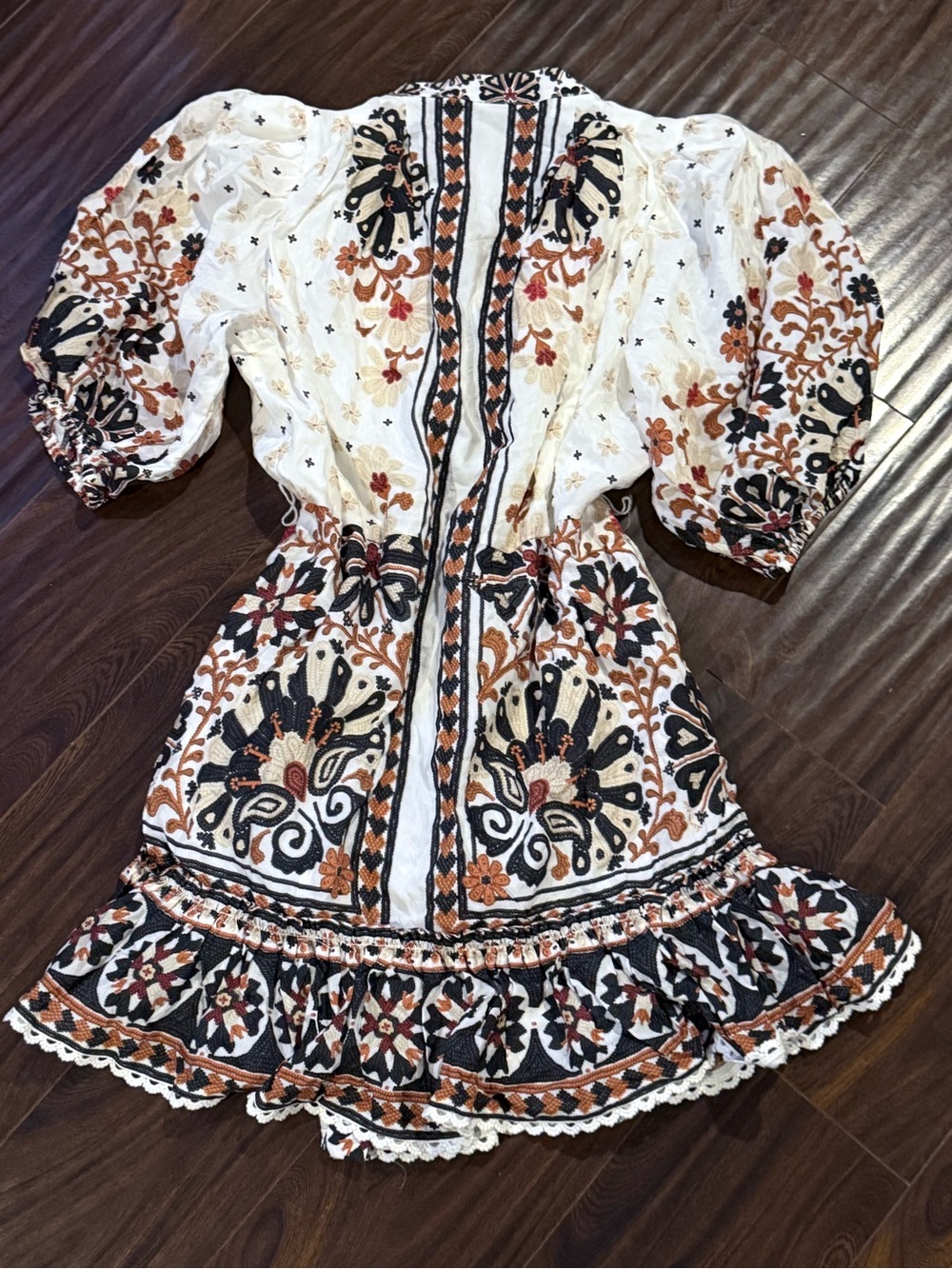 NWT FARM Rio Flower Fan Tapestry Off-White Mini Dress Size M - Picture 5 of 9